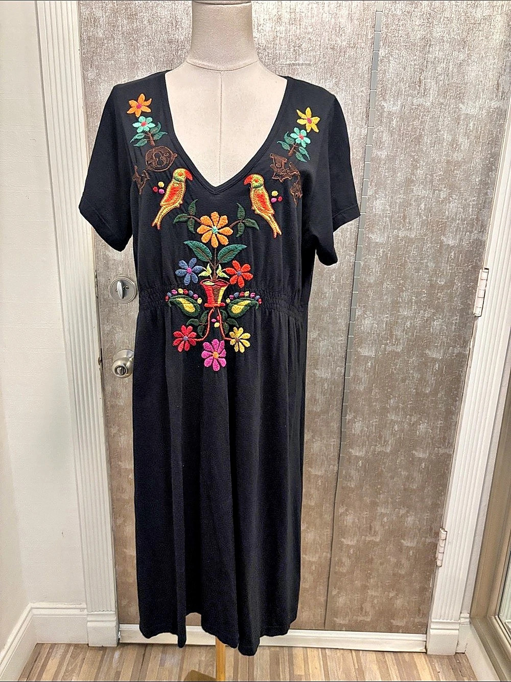 Johnny Was Embroidered Floral Dress Size XL Like New